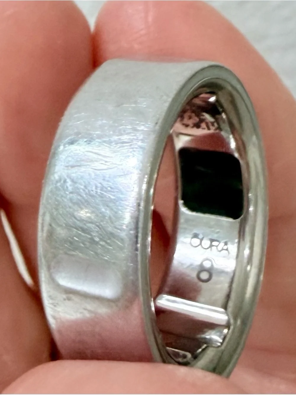 Oura Silver Ring Size 8 with Charging Dock and USB-C Cable